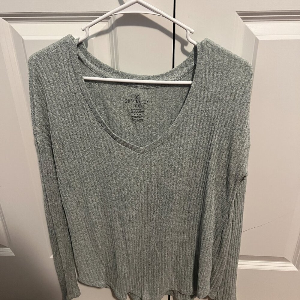 American Eagle Heathered Ribbed Soft and Sexy Long Sleeve Top SIZE MEDIUM